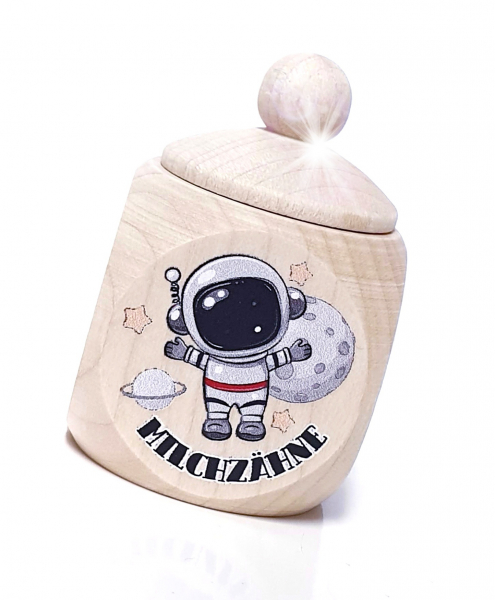 Astronaut MZD